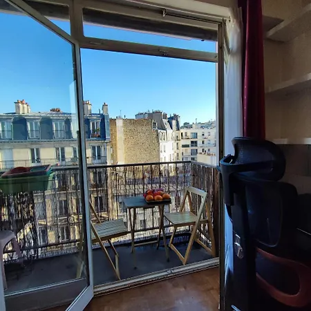 Cosy Et Spacieux Avec Emplacement Ideal Parijs